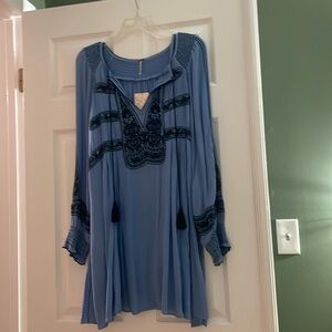 BRAND NEW FREE PEOPLE BEAUTIFUL DRESS!